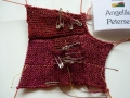 Angelika Petersen:  Anfang Schärpenpullover